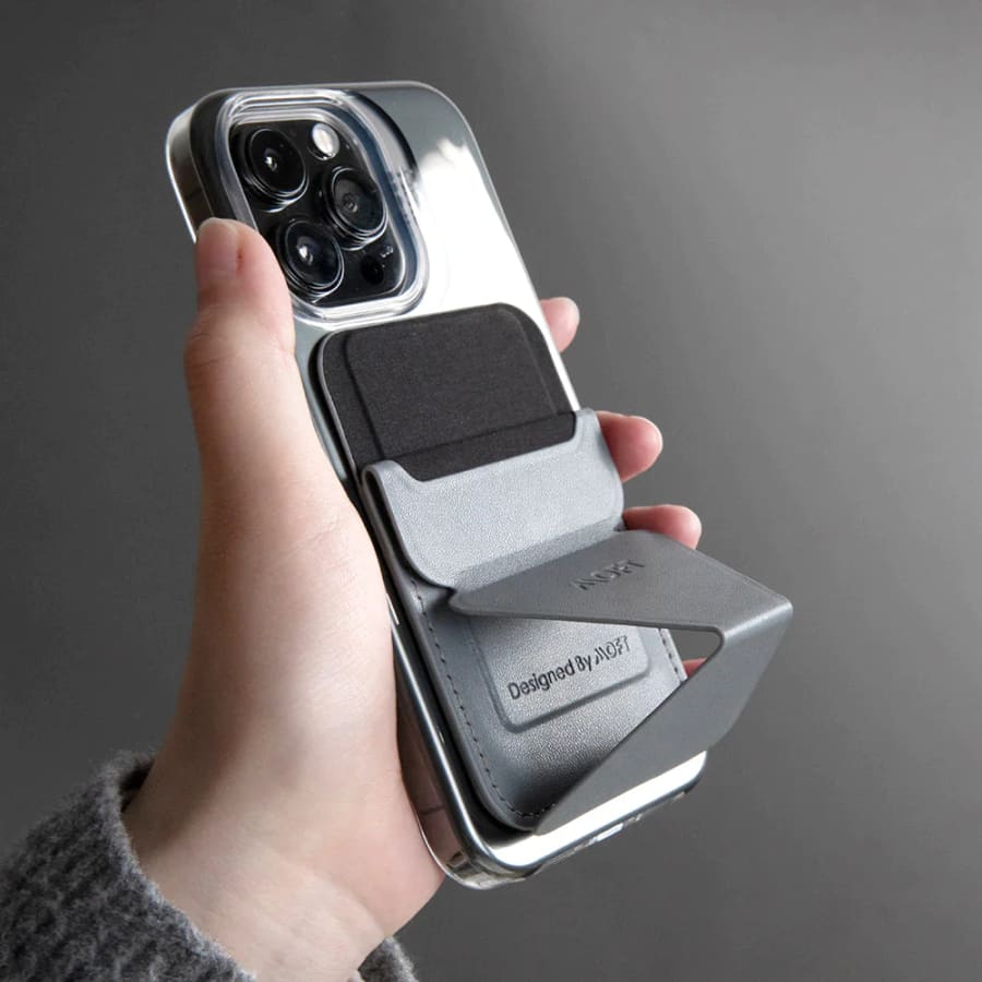 Gadget Store- MOFT Snap iPhone case with Magsafe