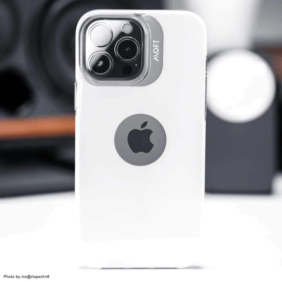 Gadget Store- MOFT Snap iPhone case with Magsafe
